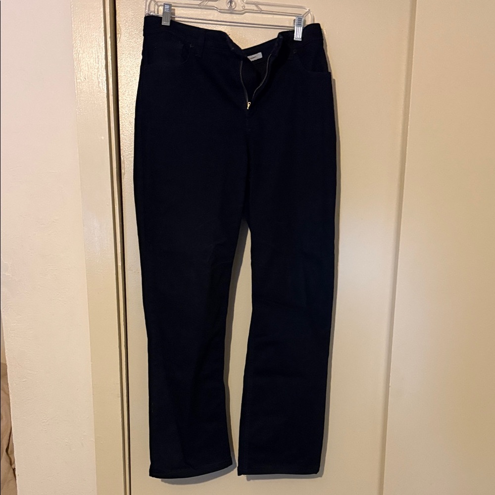 Women’s Black Jeans